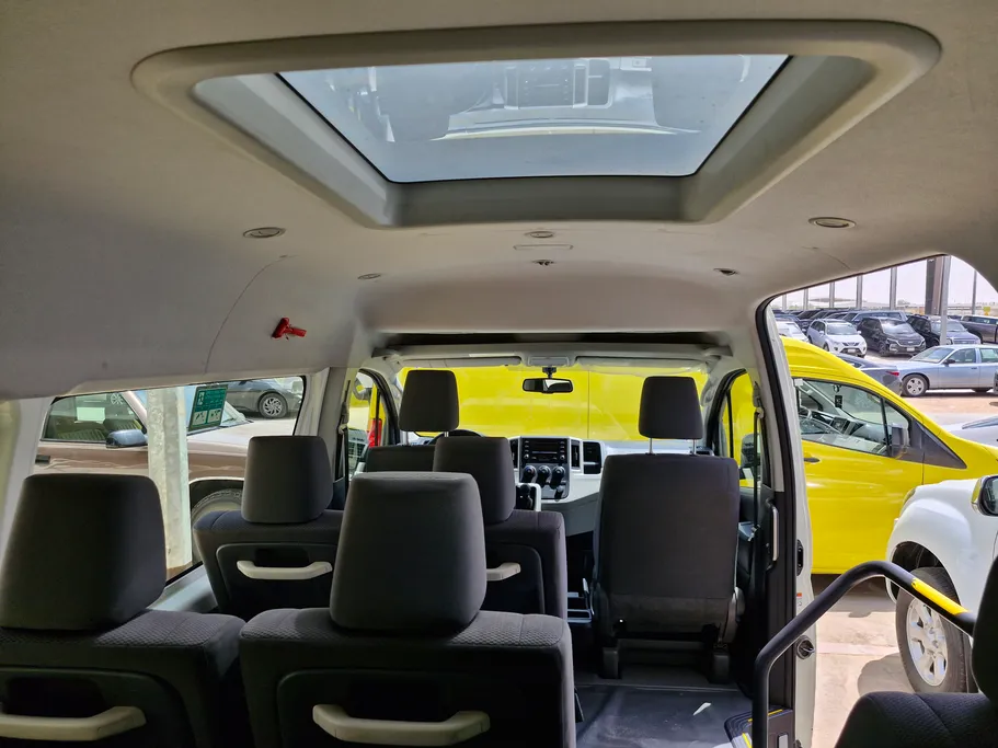 2023 Toyota Haice ركاب 