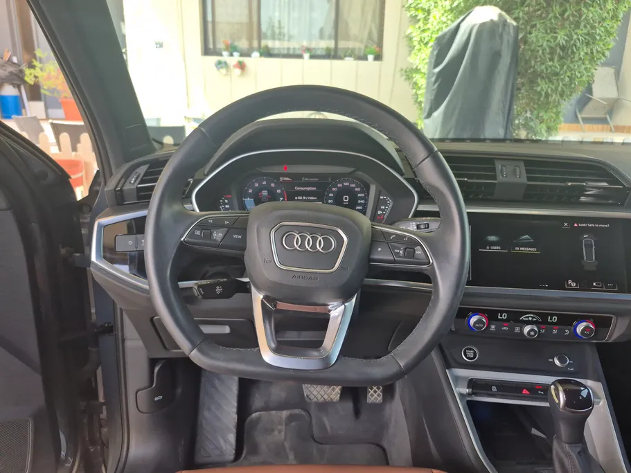 2023 Audi Q3 35 TFSl 