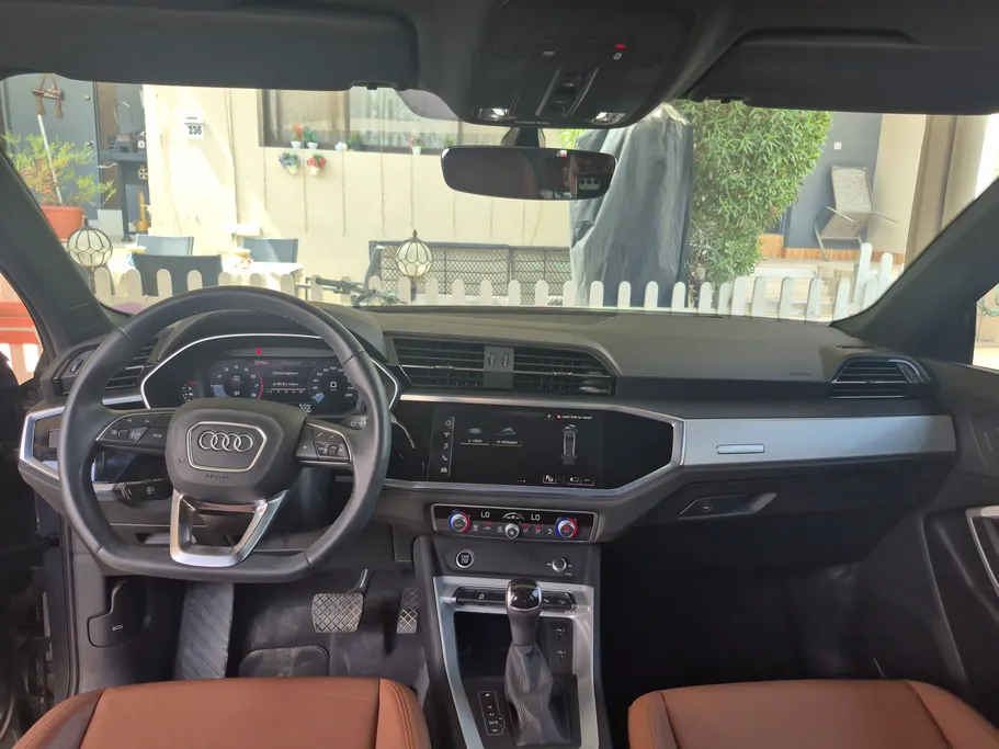 2023 Audi Q3 35 TFSl 