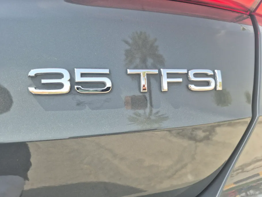 2023 Audi Q3 35 TFSl 