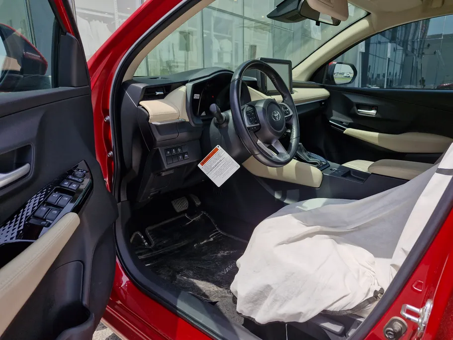 2023 Toyota Yaris  YX 