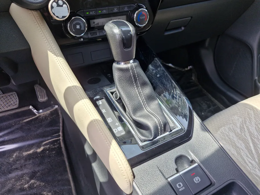 2023 Toyota Yaris  YX 