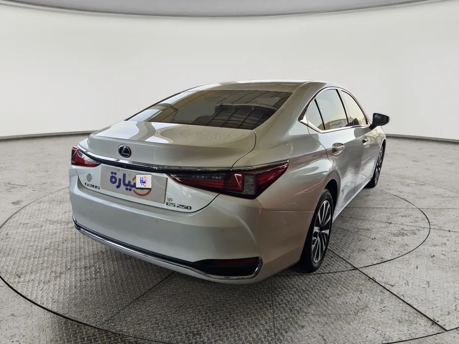 لكزس ES 250 AA Elegant 2024 