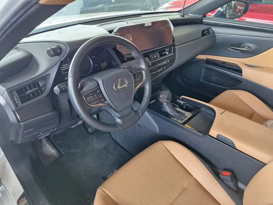 لكزس ES 250 AA Elegant 2024 