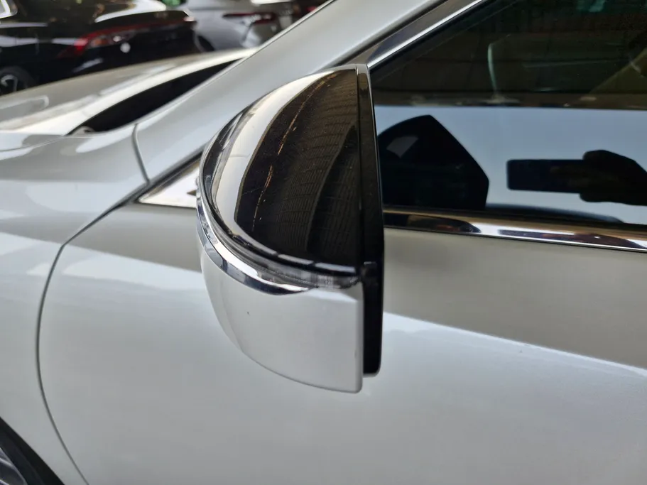 لكزس ES 250 AA Elegant 2024 