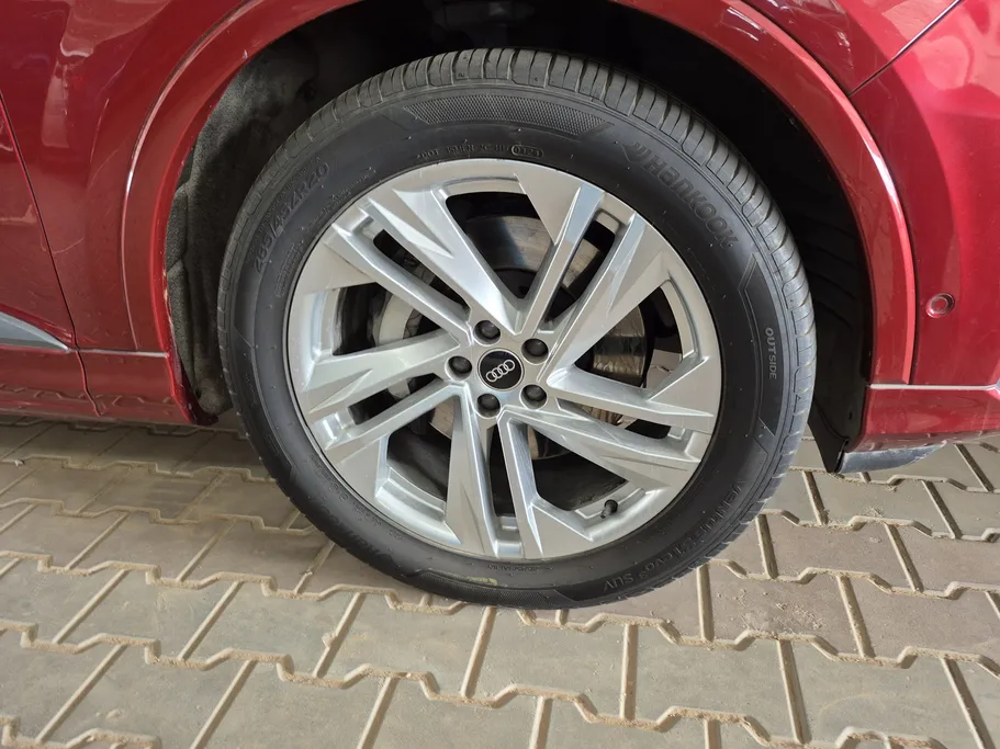 اودي Q7  2021 