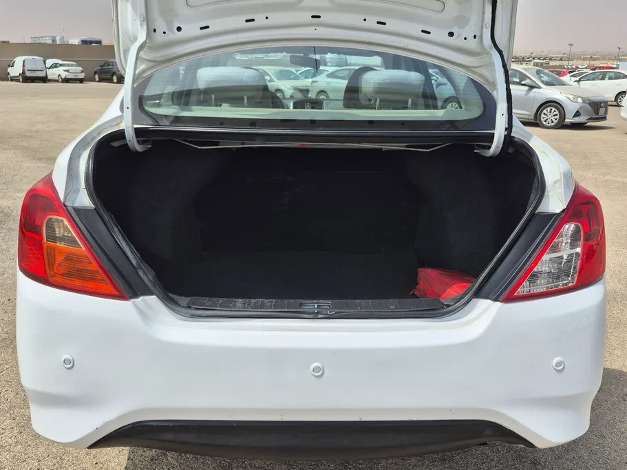 2022 Nissan Sunny SV Comfort 