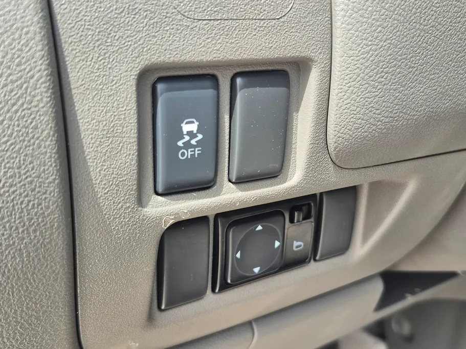 2022 Nissan Sunny SV Comfort 