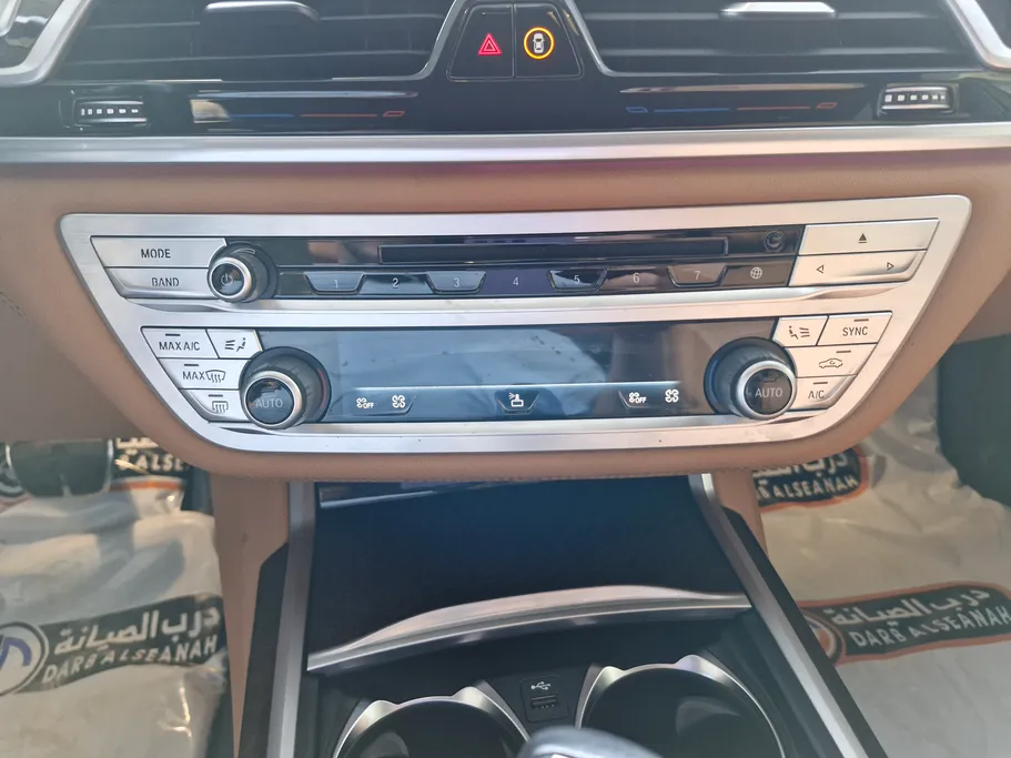 بي ام دبليو الفئة السابعة 730Li 2020 