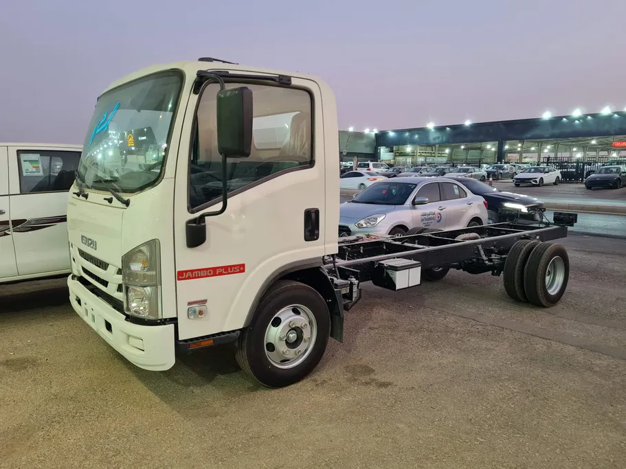 2025 Isuzu Dyna شاص قصير 