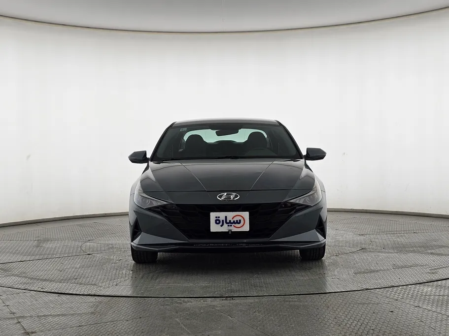 2022 Hyundai Elantra Smart 