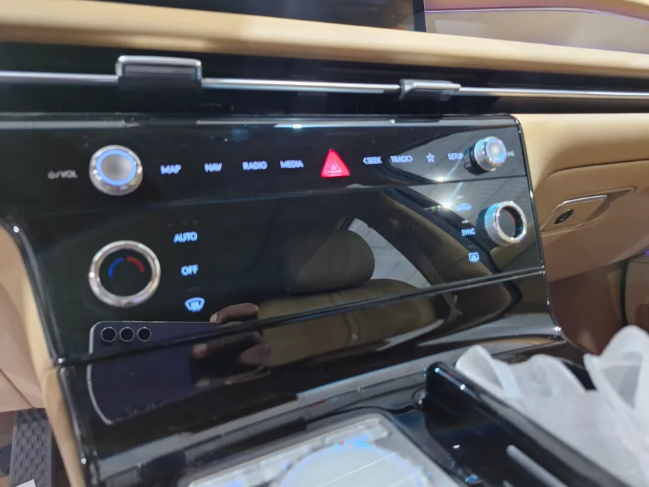 2025 Genesis G80 PRESTIGE 