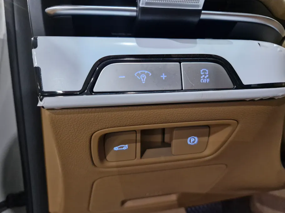 2025 Genesis G80 PRESTIGE 