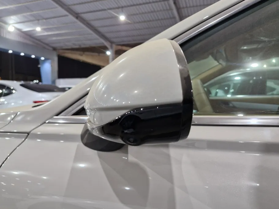 2025 Genesis G80 PRESTIGE 