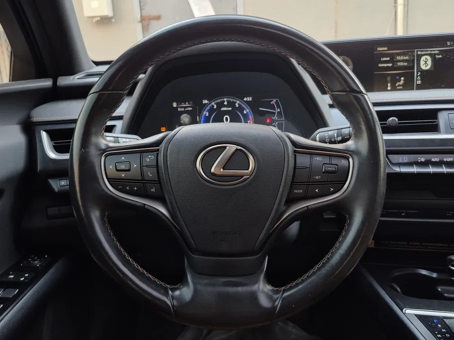 2021 Lexus UX 200 