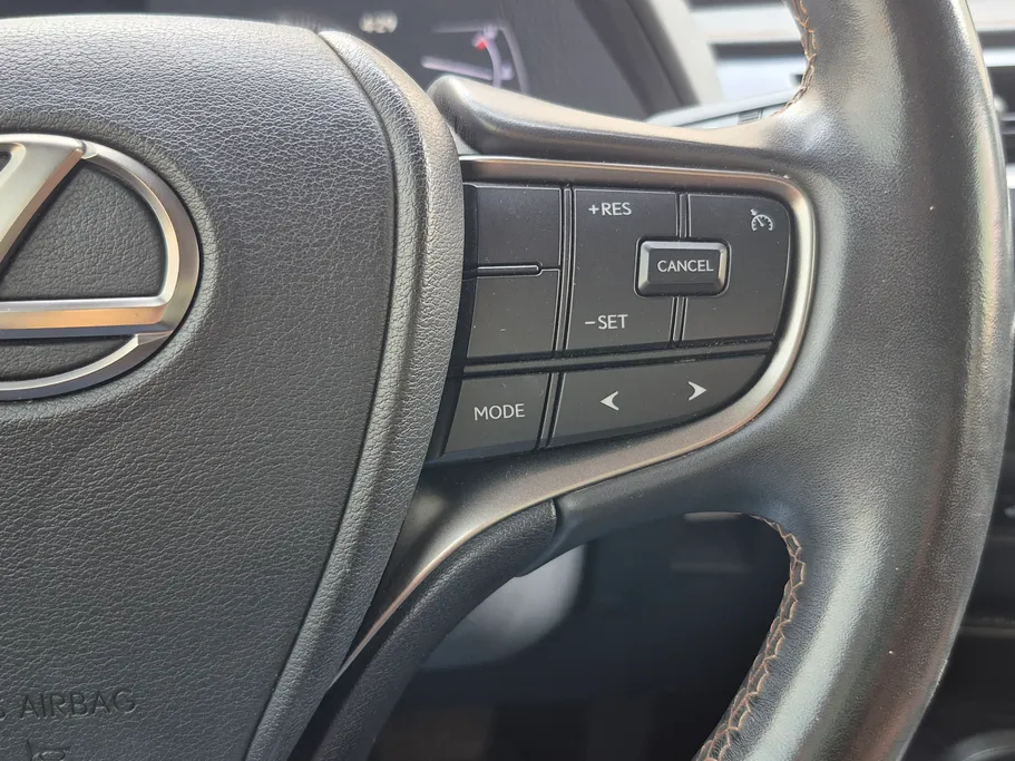 2021 Lexus UX 200 