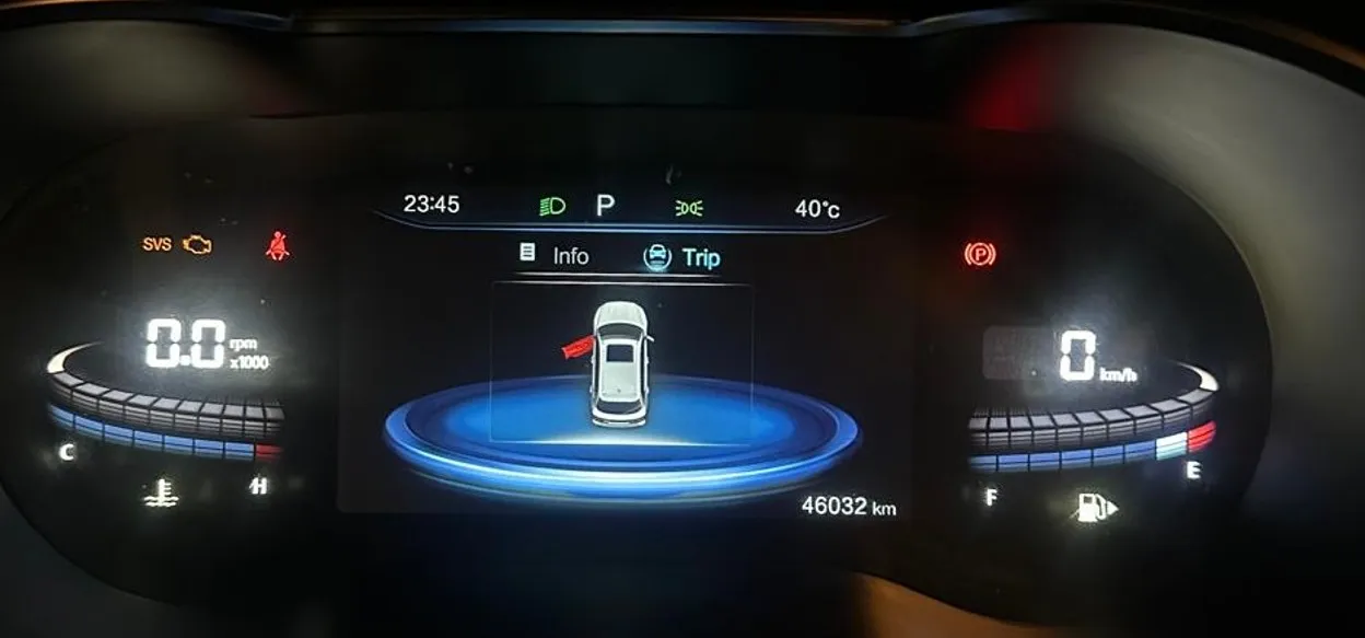 2022 FAW Bestune T33 Premium 