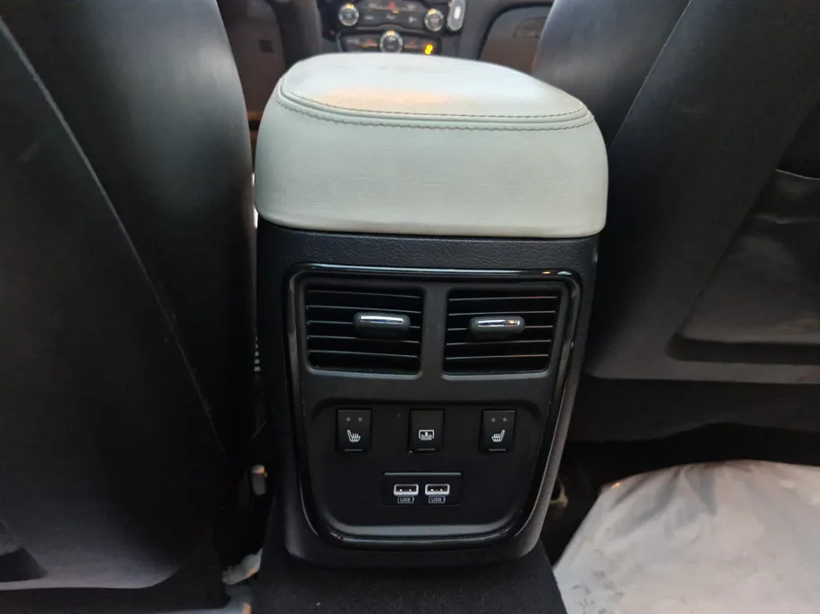 كرايسلر 300 S 2020 