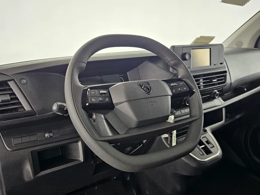 بيجو إكسبرت VAN 2025 
