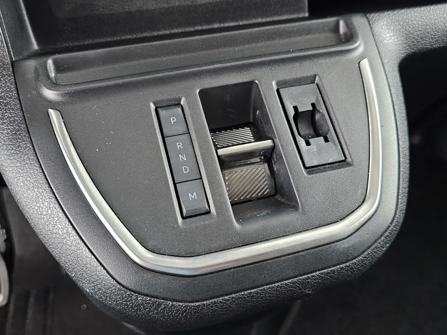 بيجو إكسبرت VAN 2025 