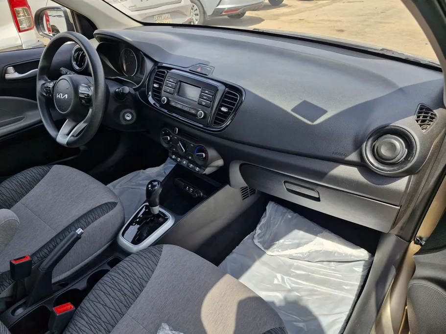 2023 Kia Pegas LX 