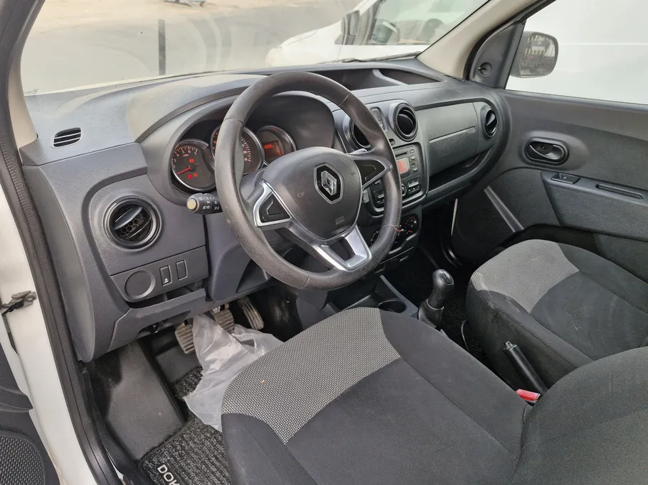 رينو دوكر Van بضاعة 2022 