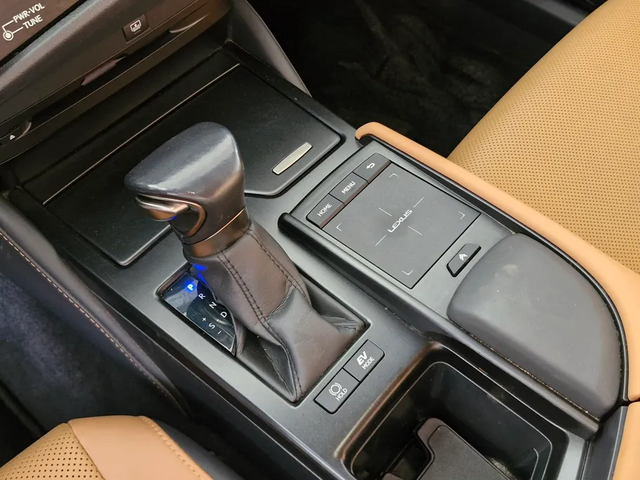 2022 Lexus ES 300 H 