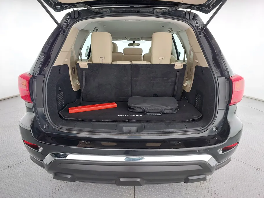 2020 Nissan Pathfinder S 
