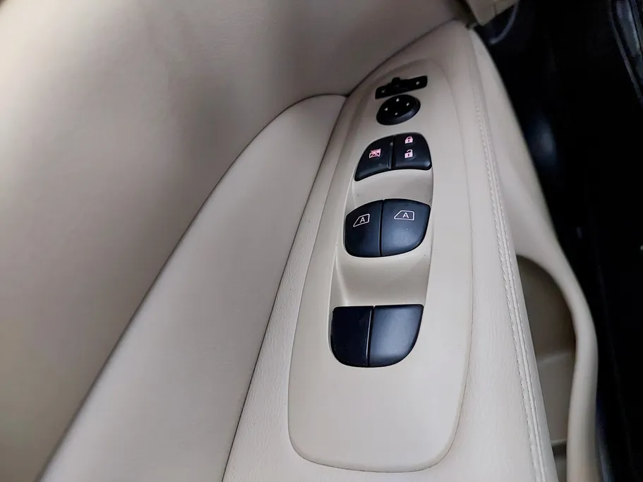 2020 Nissan Pathfinder S 