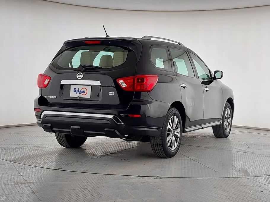 2020 Nissan Pathfinder S 