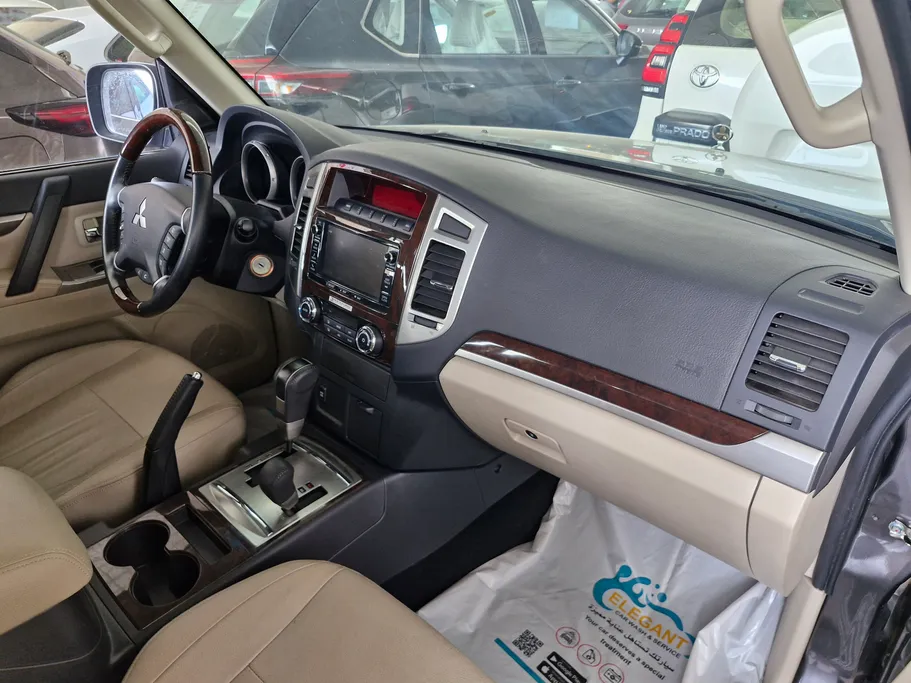 ميتسوبيشي باجيرو GLS 5Doors 2022 