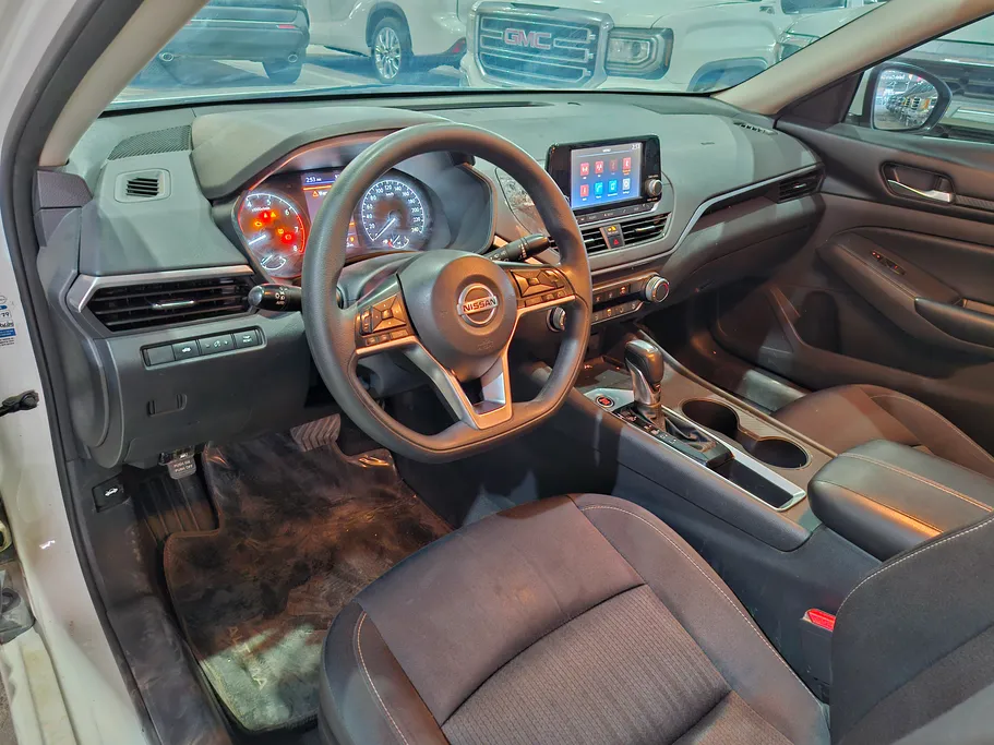 2022 Nissan Altima S 
