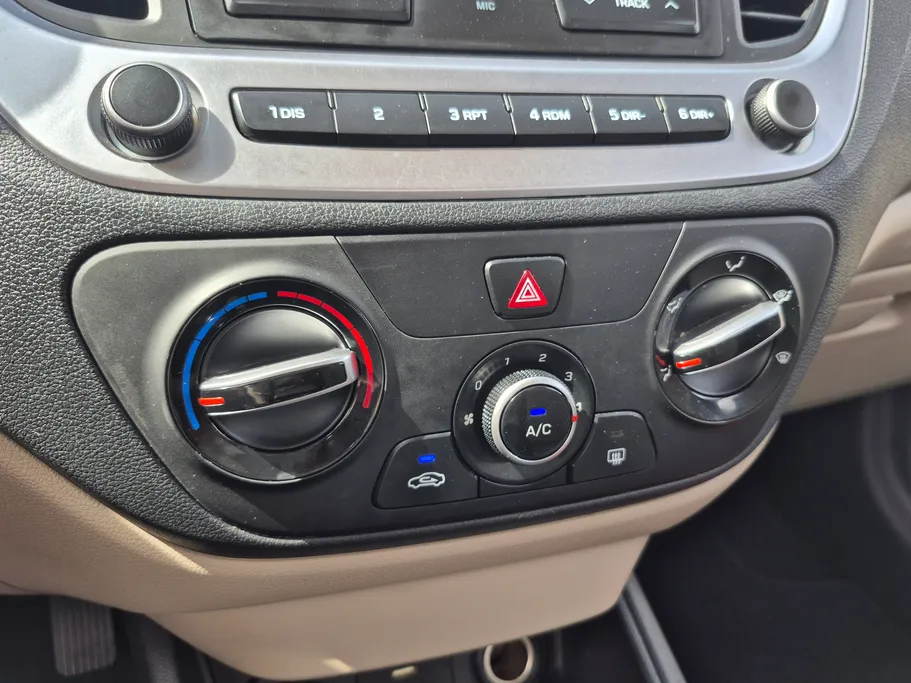 2023 Hyundai Accent Smart 