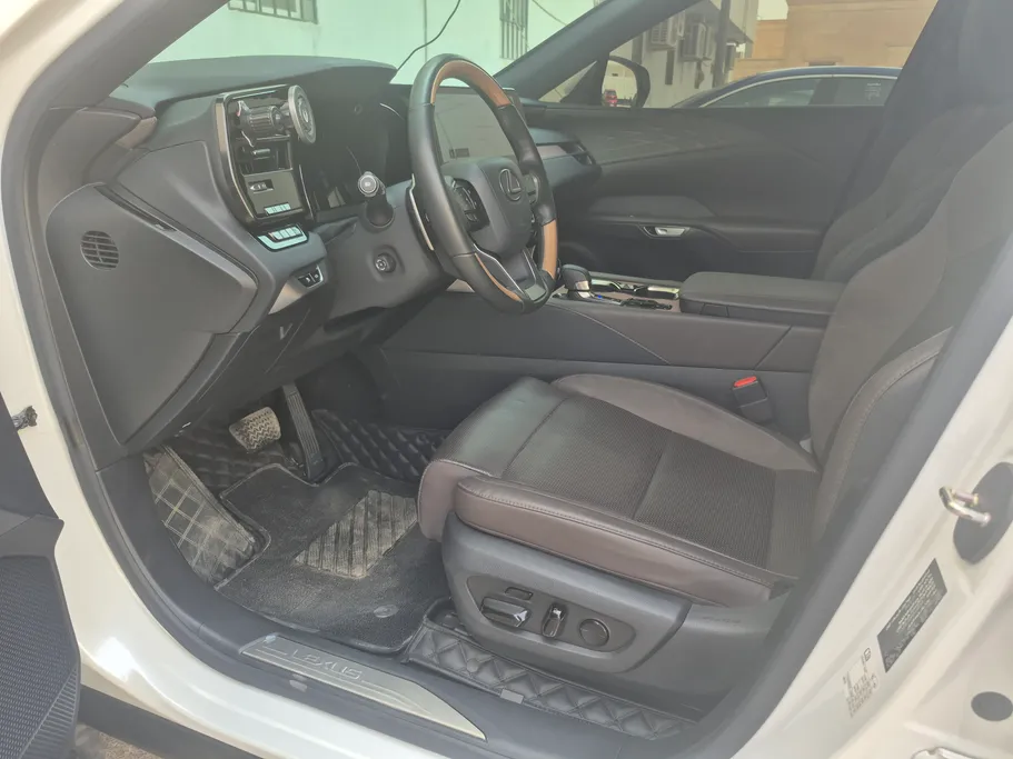 لكزس RX 350 2024 