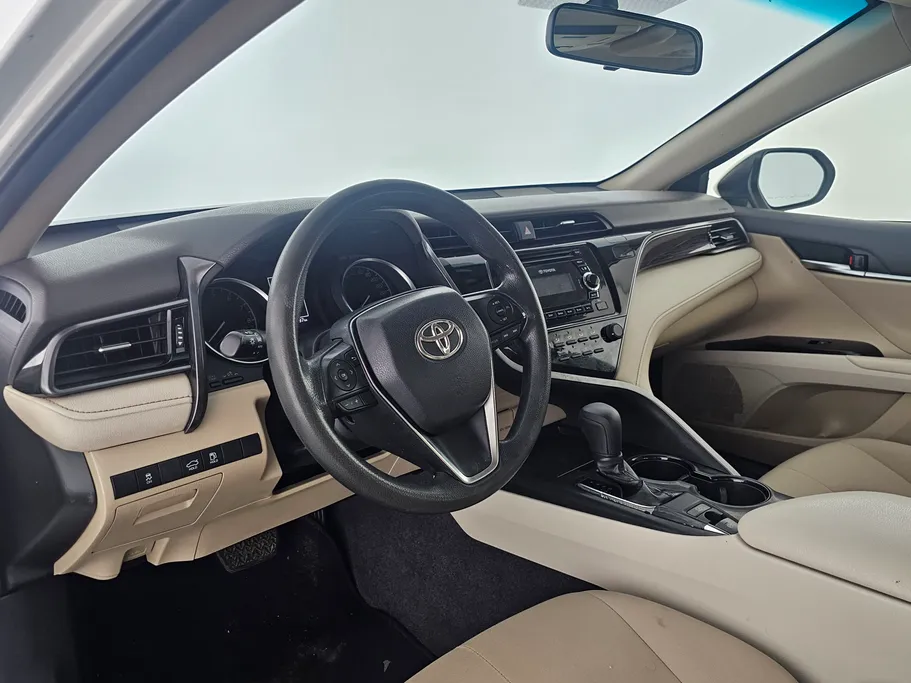 2020 Toyota Camry  LE 