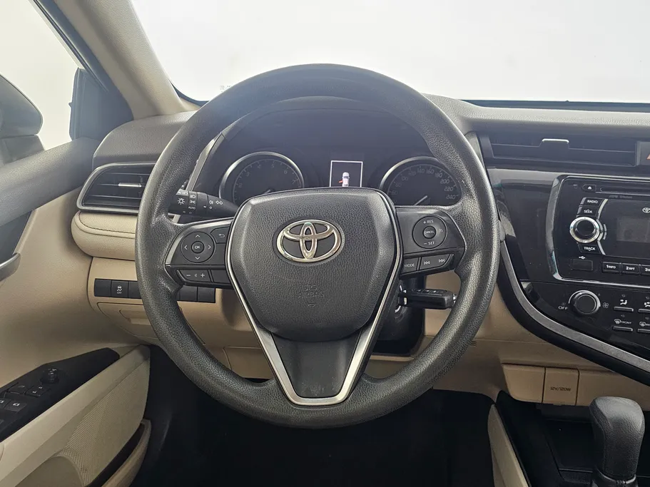 2020 Toyota Camry  LE 