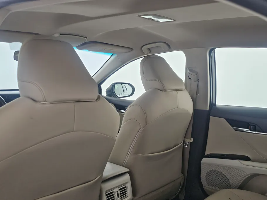 2020 Toyota Camry  LE 