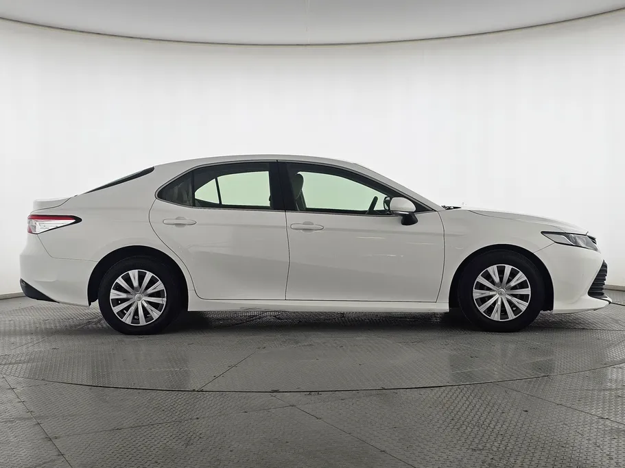 2020 Toyota Camry  LE 