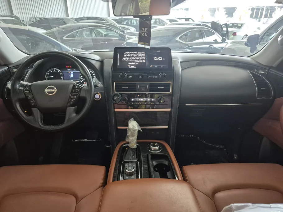 2022 Nissan Patrol Platinum 