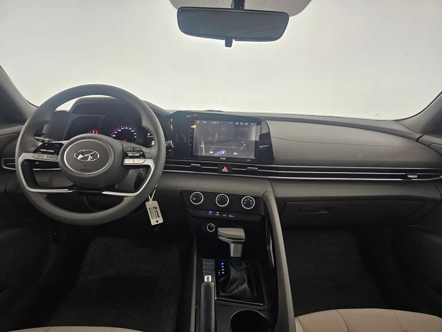 2021 Hyundai Elantra Smart 