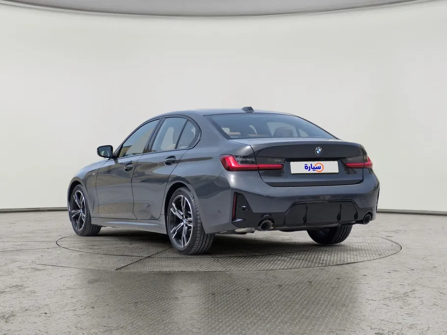 2025 BMW 3 Series 320i  