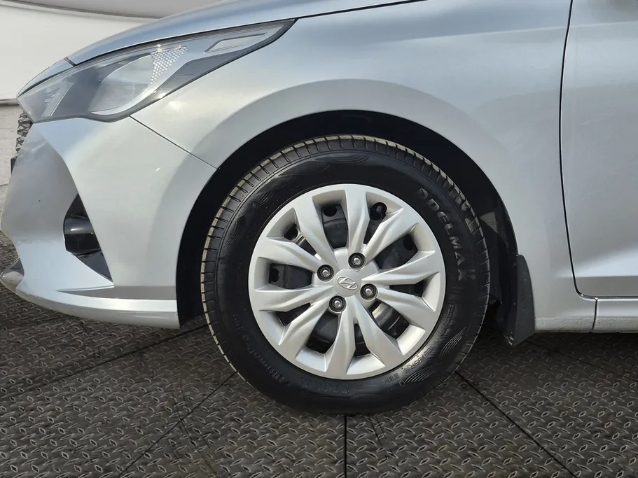 2023 Hyundai Accent Smart 