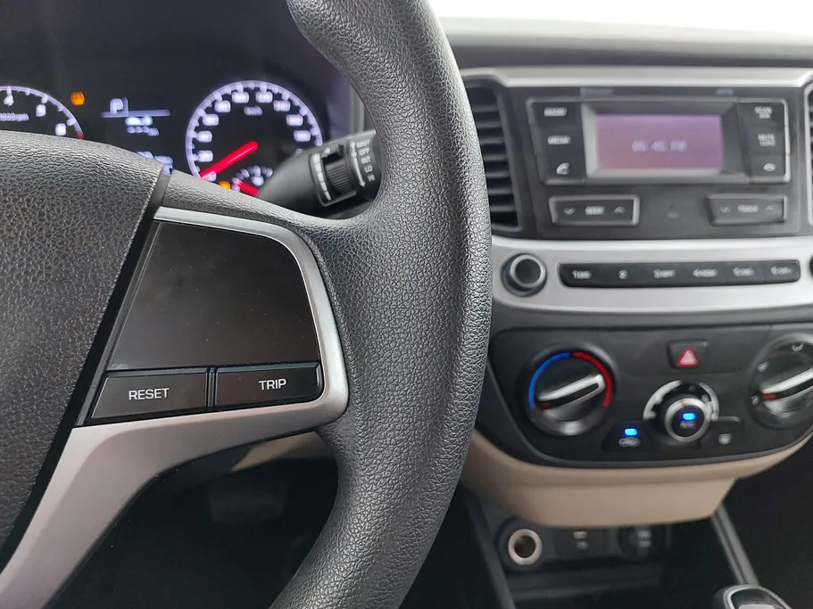 2022 Hyundai Accent Smart 