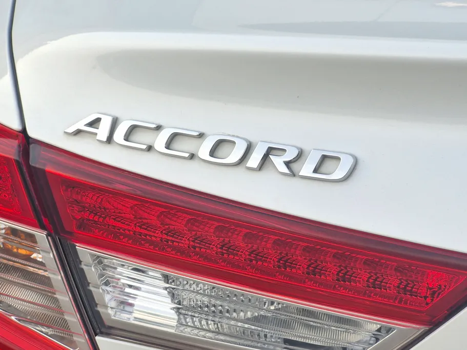 2022 Honda Accord EX L 