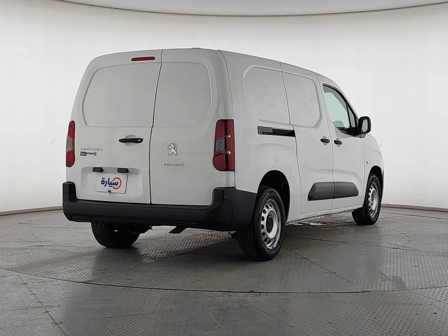 بيجو بارتنر Long van 2022 