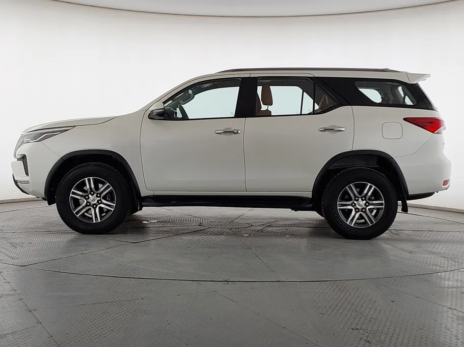2022 Toyota Fortuner GX2 4x4 