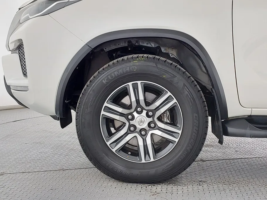 2022 Toyota Fortuner GX2 4x4 