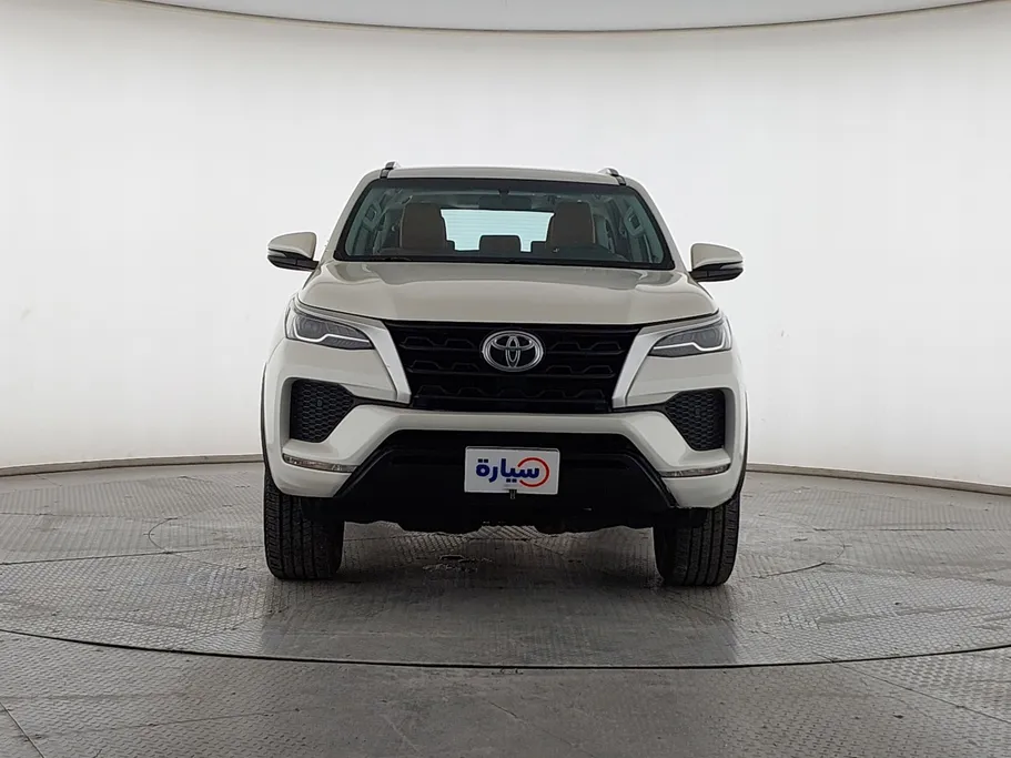 2022 Toyota Fortuner GX2 4x4 