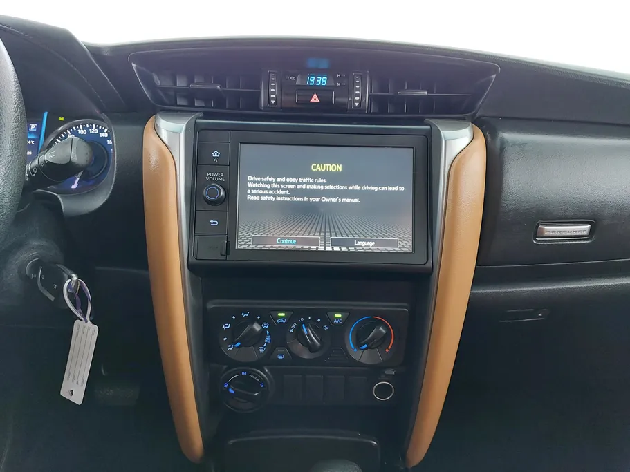 2022 Toyota Fortuner GX2 4x4 