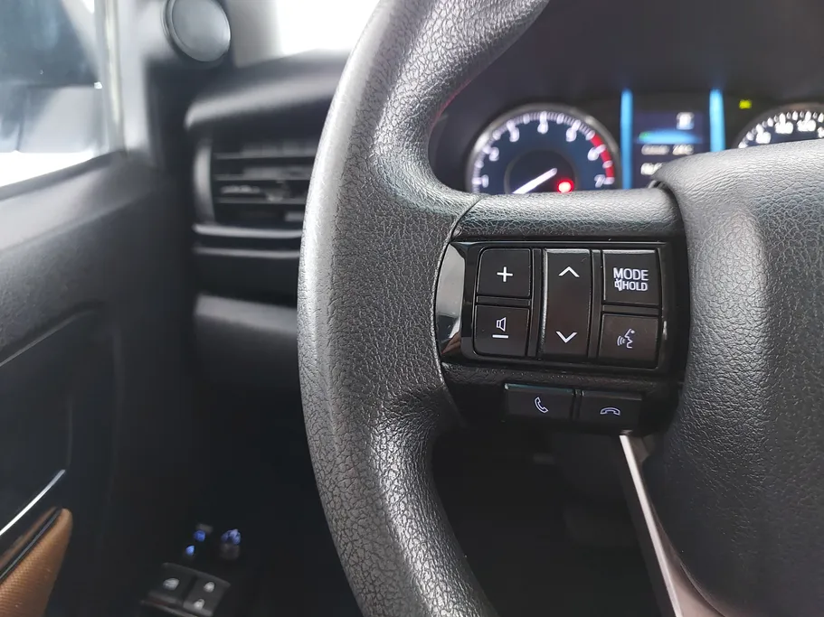 2022 Toyota Fortuner GX2 4x4 